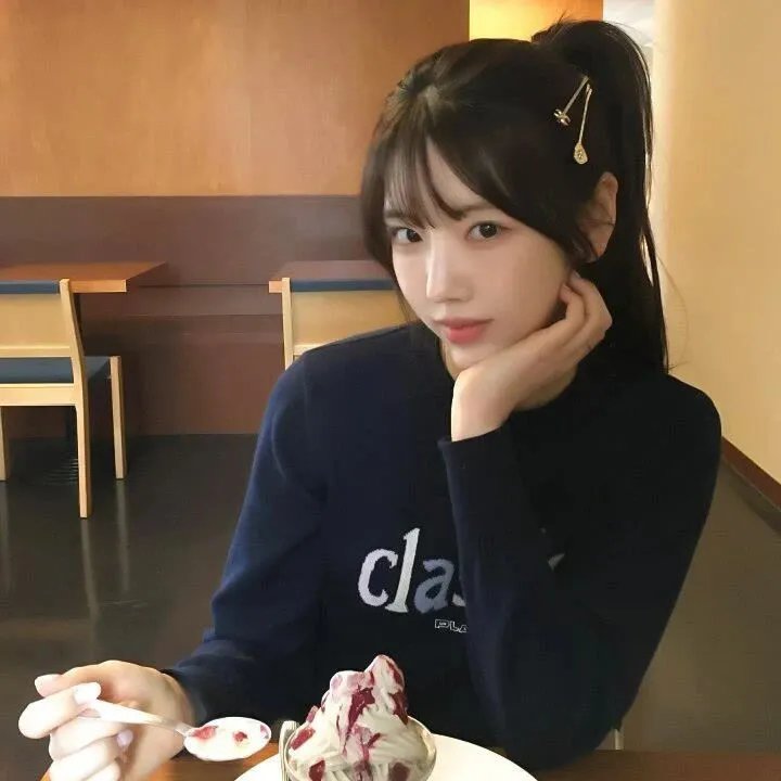 赛艇男孩
